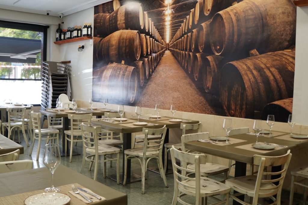 Comedor de Puerto Noble Taberna en Conde de Casal